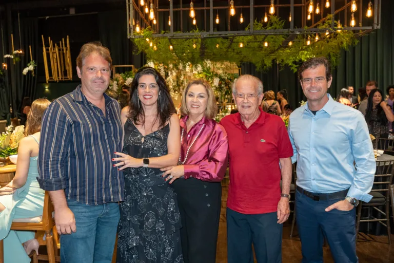Com os Tommasi