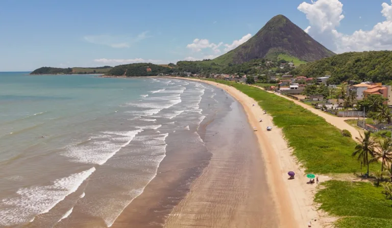 Praia Maria Neném em Piúma