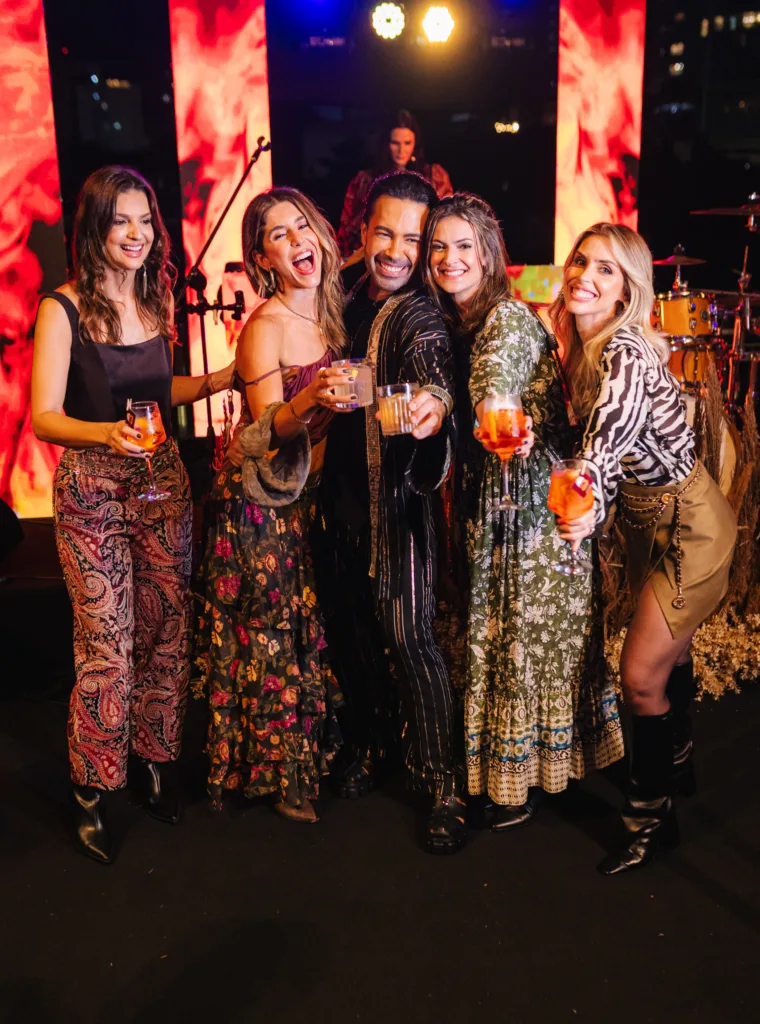RP da Ilha reúne sua 'guest list' para celebrar a vida em clima 'boho'