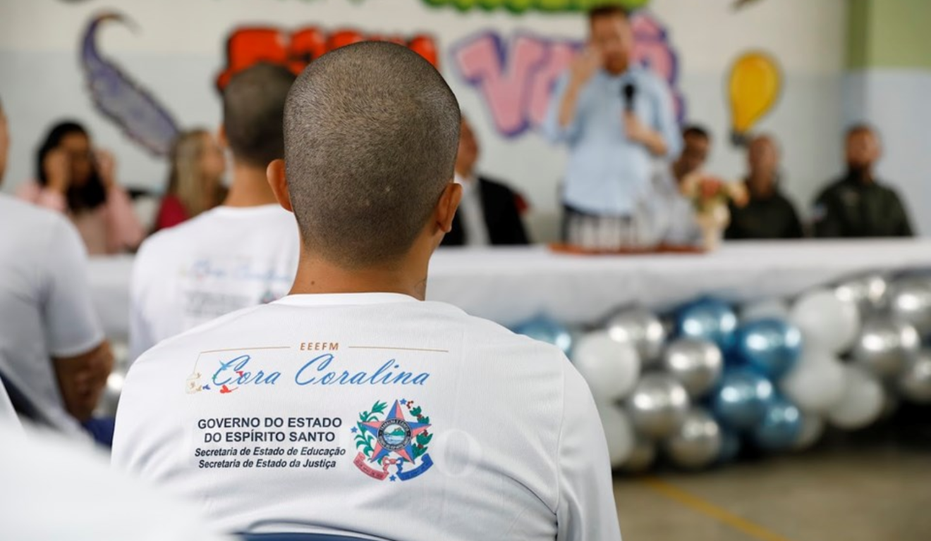 Centro Estadual da Educação de idiomas em Prisões
