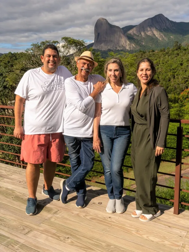 Em Pedra Azul