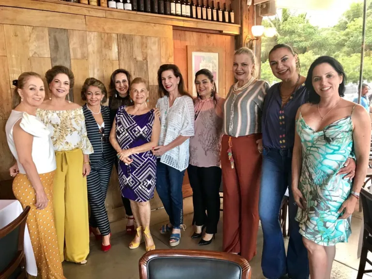 AMIGAS PARA SEMPRE