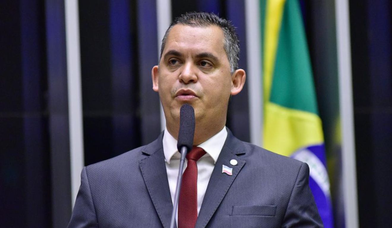 O deputado Gilson Daniel.