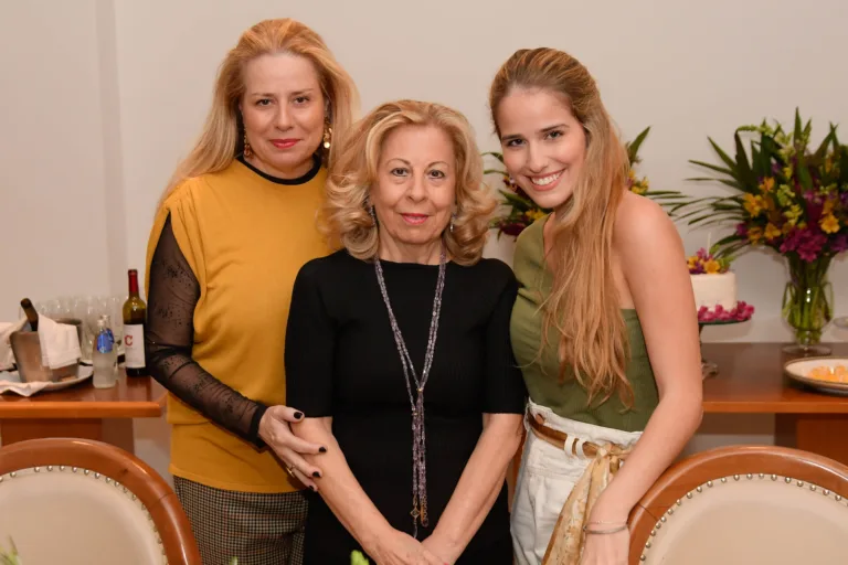 Com Sandrinha Fonseca