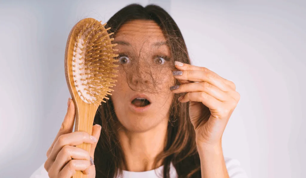 Queda de cabelo/Canva