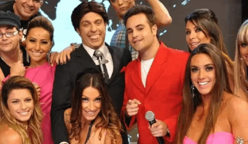 Estrela do Pânico na TV é presa pela 3ª vez e barraco vaza (Foto: Reprodução/Band) Estrela do Pânico na TV é presa pela 3ª vez e barraco vaza (Foto: Reprodução/Band)