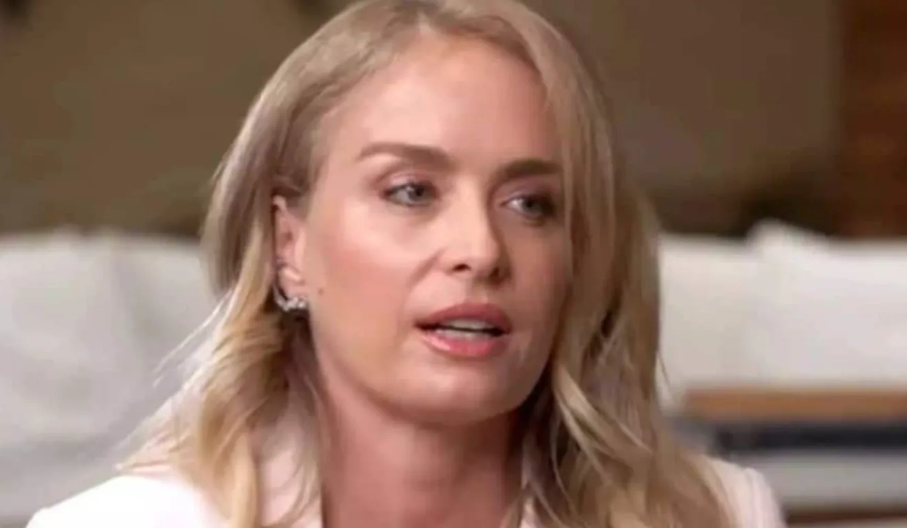Em entrevista, Angélica relembrou relação amorosa com César Filho ainda na juventude (Foto: TV Globo)

