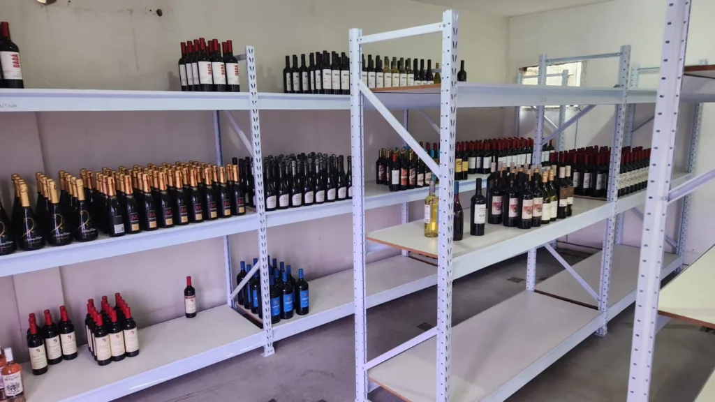 Venda ilegal de vinhos, mariscos, pescados, queijos e outros