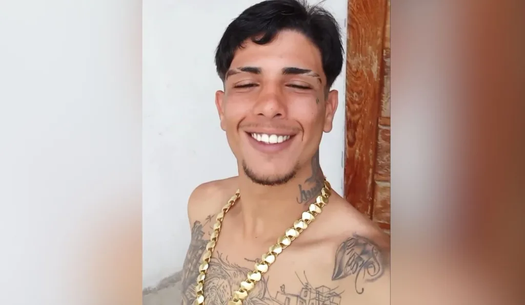 Jovem foi baleado diversas vezes
Reprodução/TV Vitória Jovem foi baleado diversas vezes
Reprodução/TV Vitória
