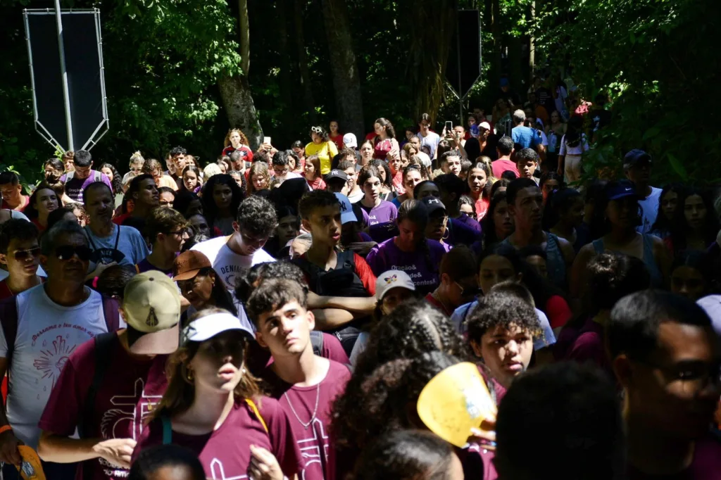 ROMARIA DOS ADOLESCENTES
