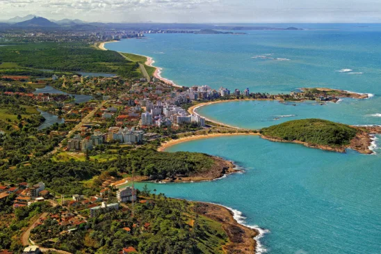 Acima da média nacional: turismo capixaba cresce 9,2% no primeiro trimestre