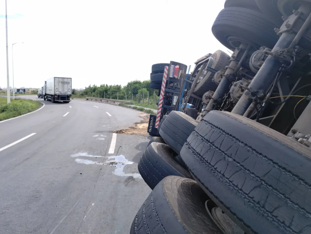 ACIDENTE RODOVIA
