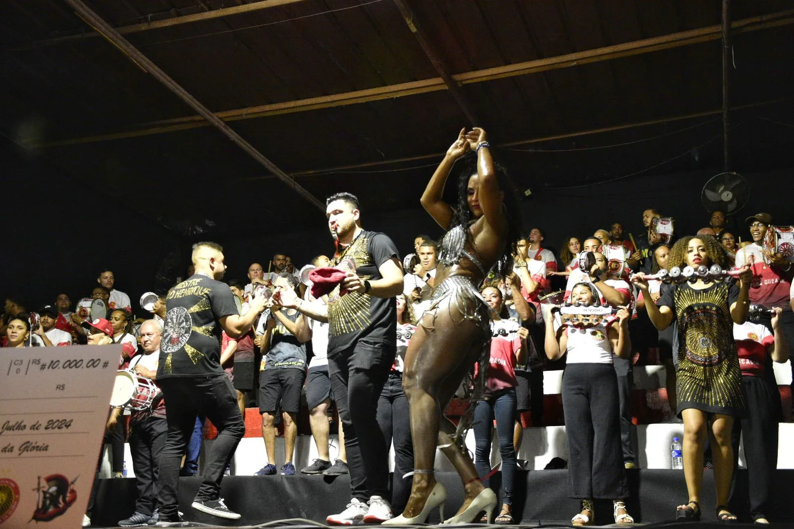 Final concurso samba-enredo - MUG
