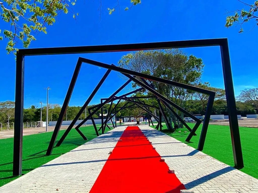 Imagem mostra instalações da P12, em Guarapari