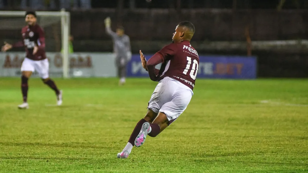 Copa ES: Desportiva x Rio Branco.