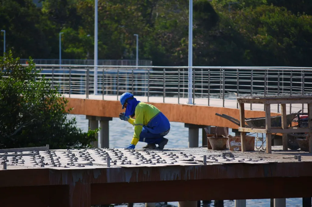 Obras da orla de Cariacica