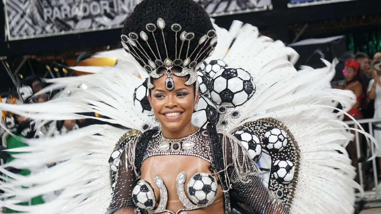 Carnaval de Vitória 2024 - Novo Império Desfile