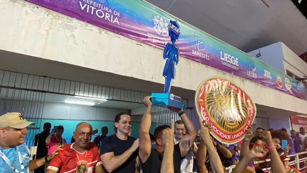TROFÉU MUG CAMPEA