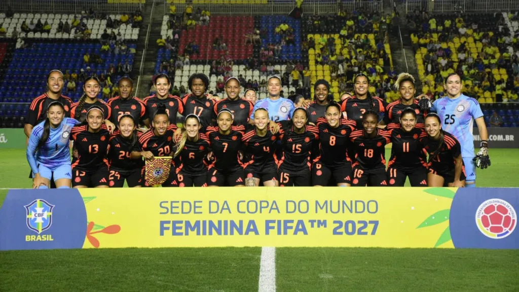 Amistoso Brasil x Colômbia, estádio Kleber Andrade. Tarciane