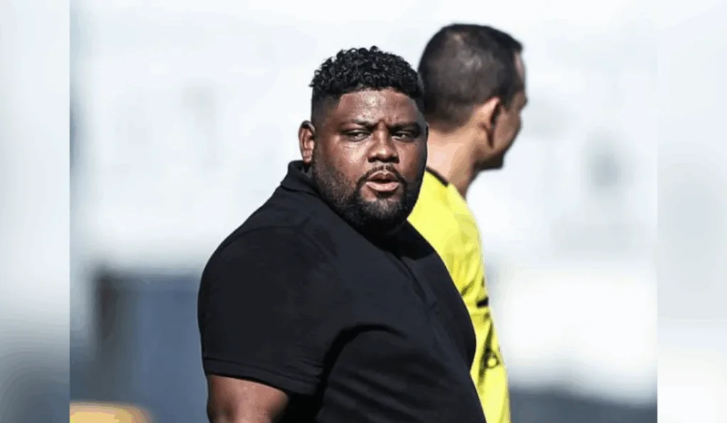 Técnico do Serra Futebol Clube, Rick Gomes