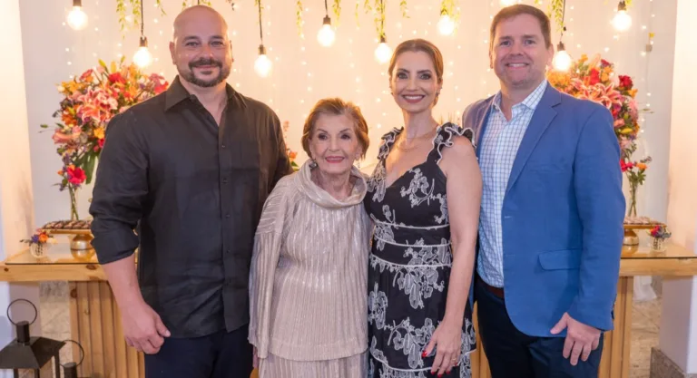 A aniversariante Gilka Franqueira que já figurou na lista das 10 Mais Elegantes de Vitória