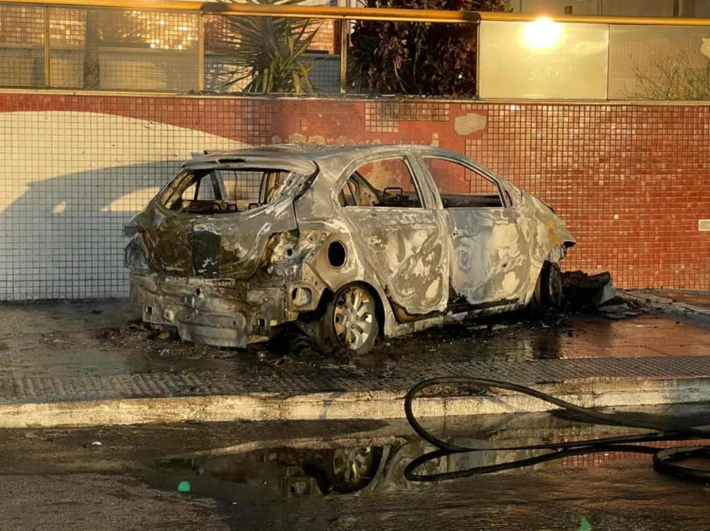 Fogo Carro Itaparica