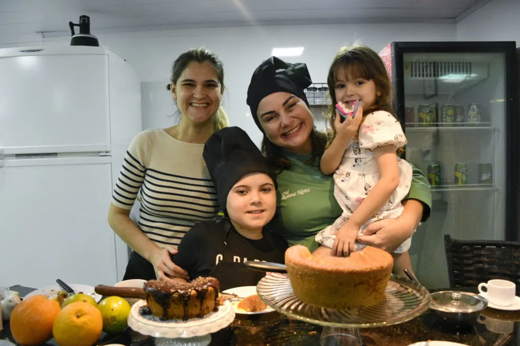 Rosana Neres e Gustavo - Receita de bolo de laranja sem lactose