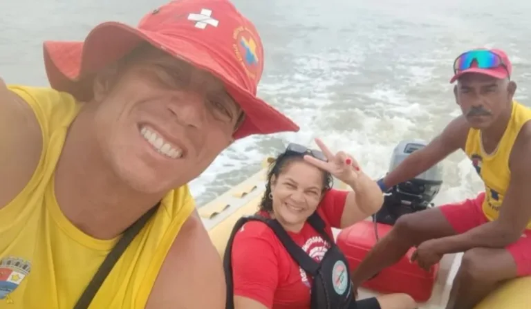 Resgate ocorreu na manhã desta segunda-feira (26). Foto:  Reprodução/Instagram @salvamar.vix