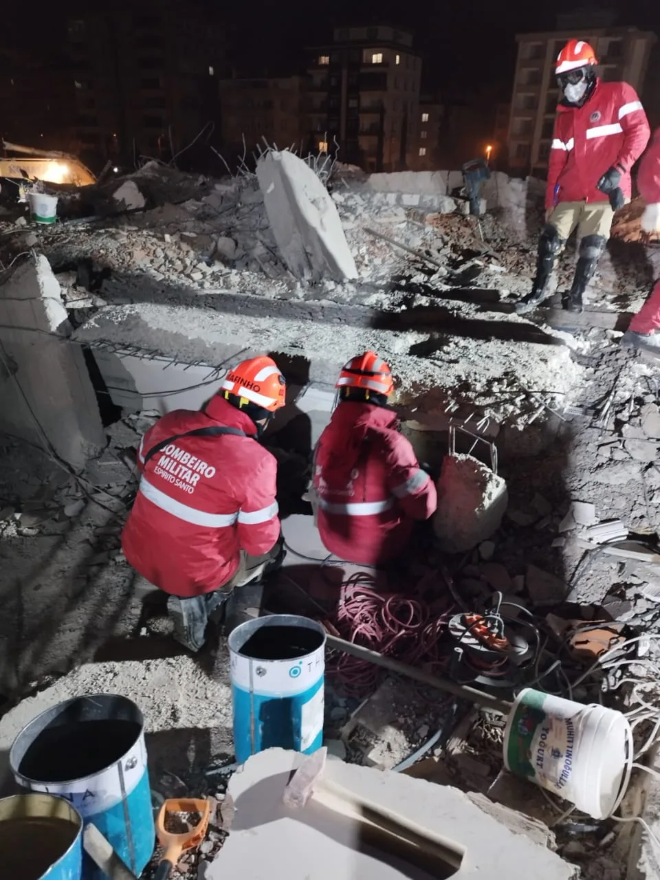 Bombeiros Militares do Espírito Santo realizam ajuda humanitária na Turquia