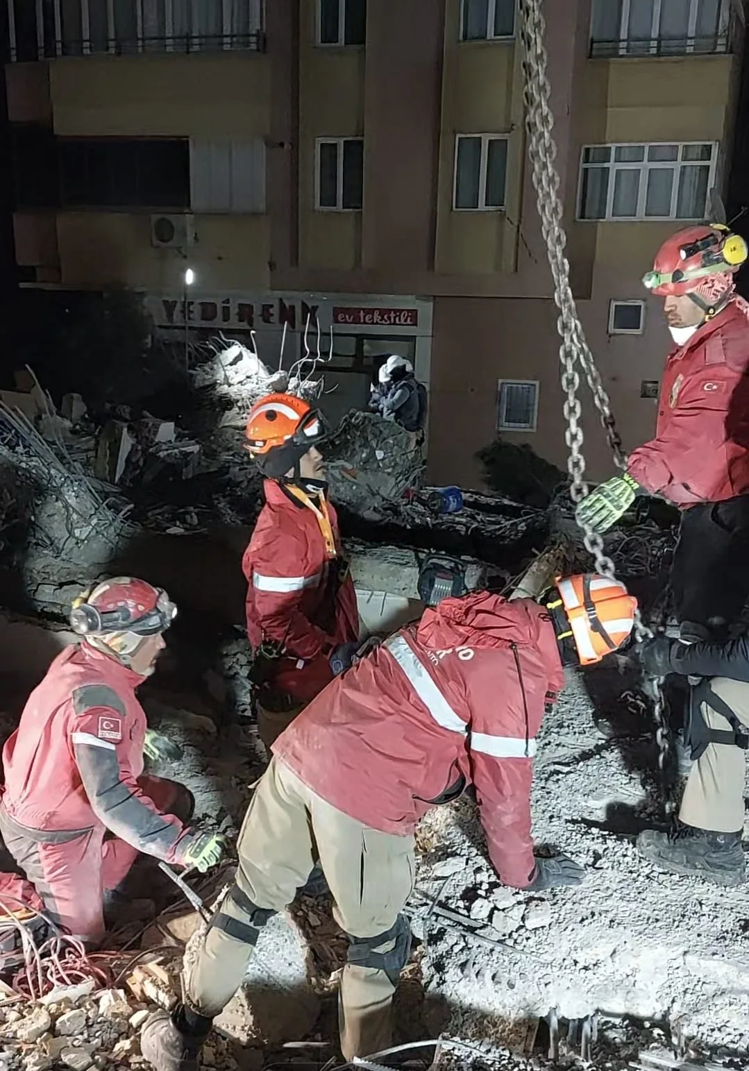 Bombeiros Militares do Espírito Santo realizam ajuda humanitária na Turquia