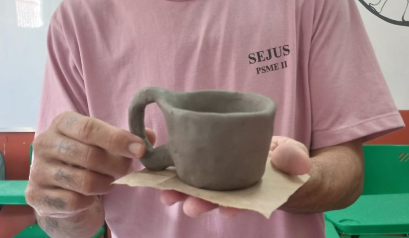 Sejus promove Curso de Cerâmica em unidade prisional LGBTQIA+/Foto: Divulgação Sejus