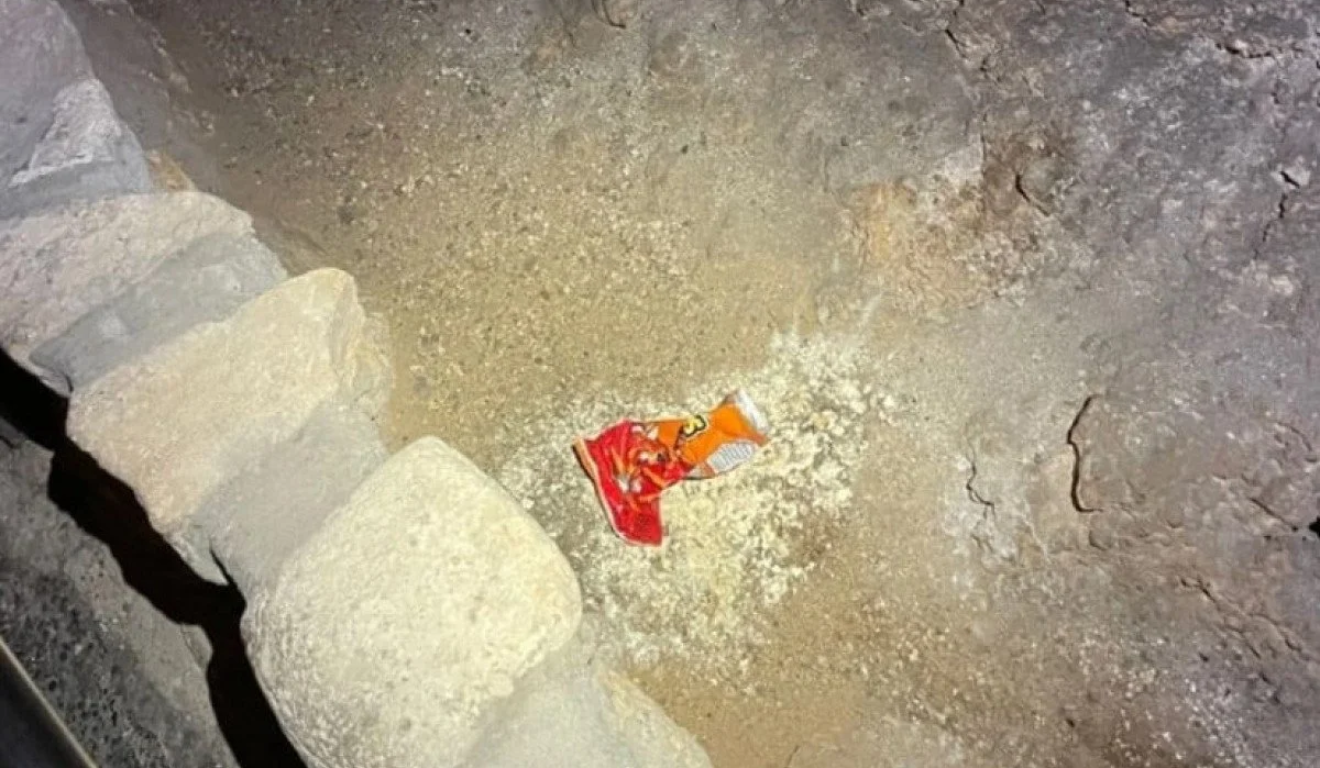 Pacote de salgadinho abandonado por turista causa fechamento de caverna nos EUA/Reprodução