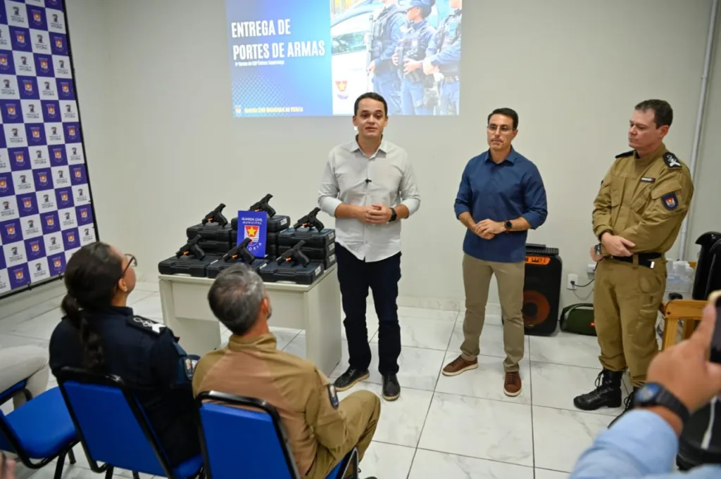 Mais guardas municipais armados em Vitória