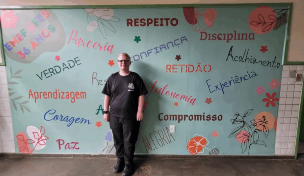 Lucas estudante calculadora