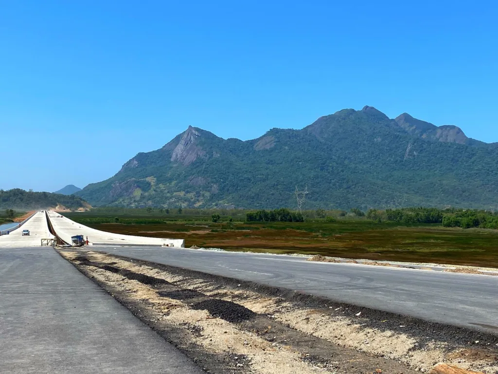 Obras no contorno do Mestre Álvaro