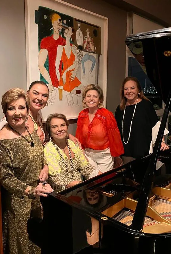 'Piano Bar'