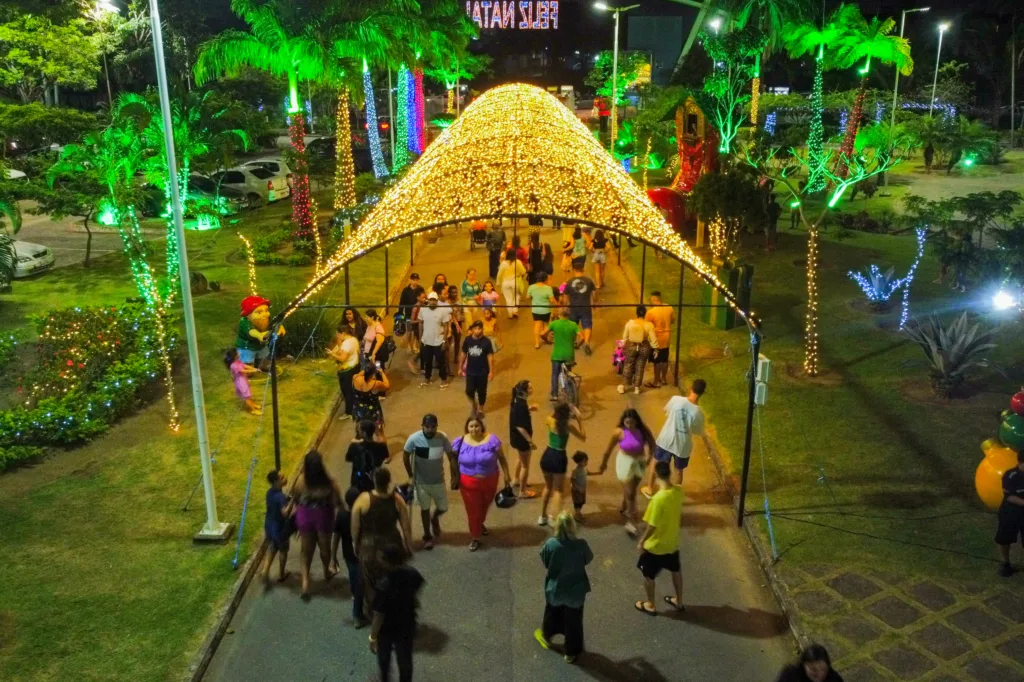 Vila natalina no Parque da Cidade em Laranjeiras na Serra