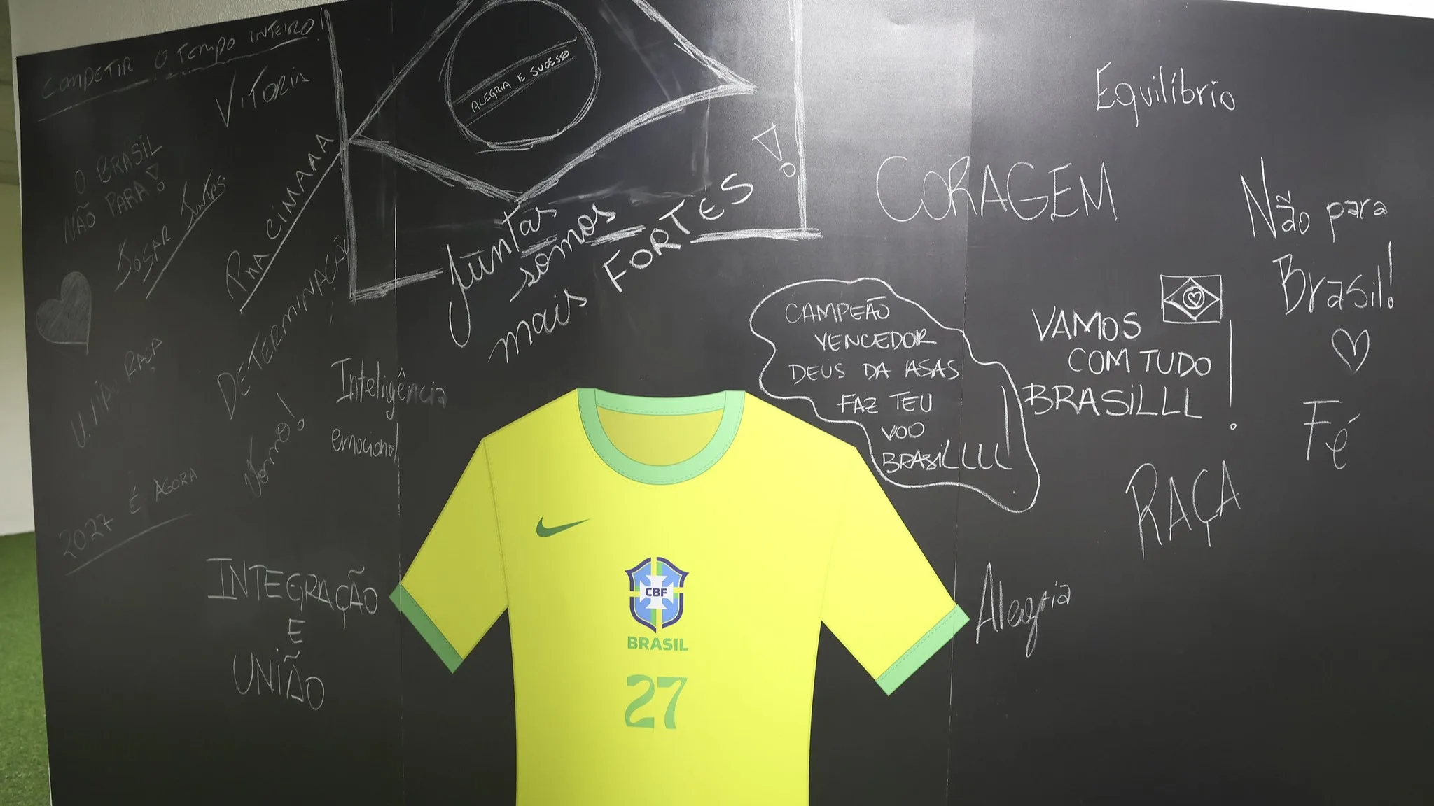 Amistoso Brasil x Colômbia, estádio Kleber Andrade. Tarciane