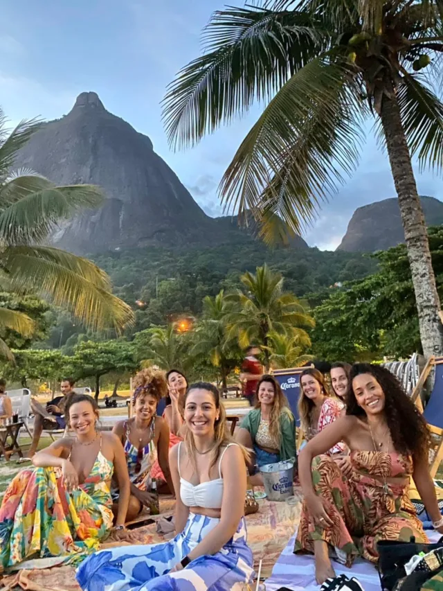 Rio 'off-crowd'