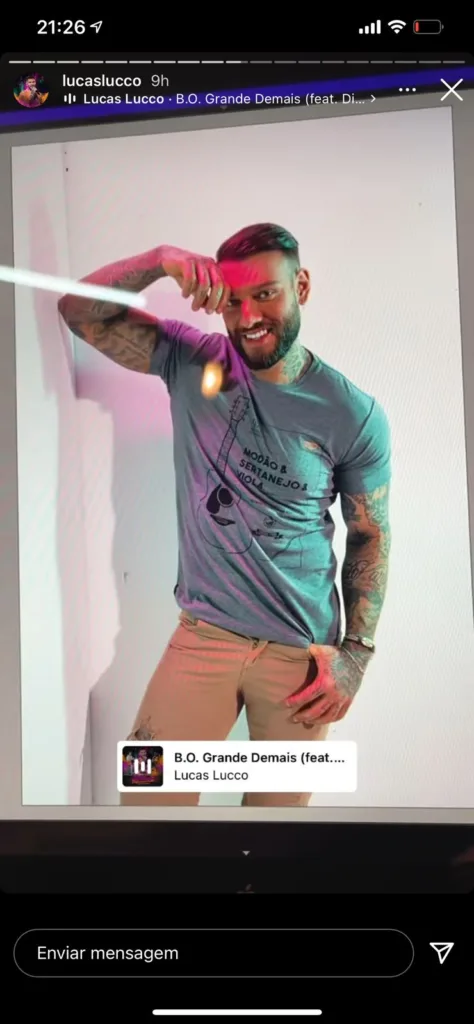 Lucas Lucco surge com roupas de marca do ES e exibe corpão. Veja fotos!