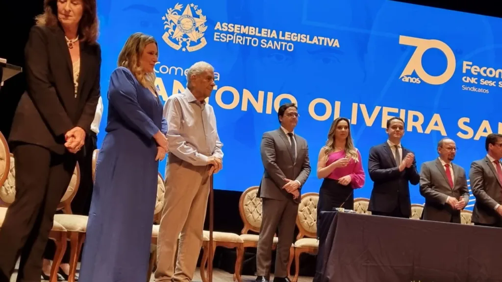 Grupo Buaiz recebe comenda em homenagem a Americo