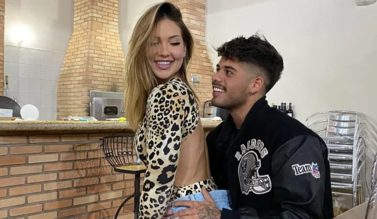 Casal anunciou separação após cinco anos

Reprodução/Instagram @virginia