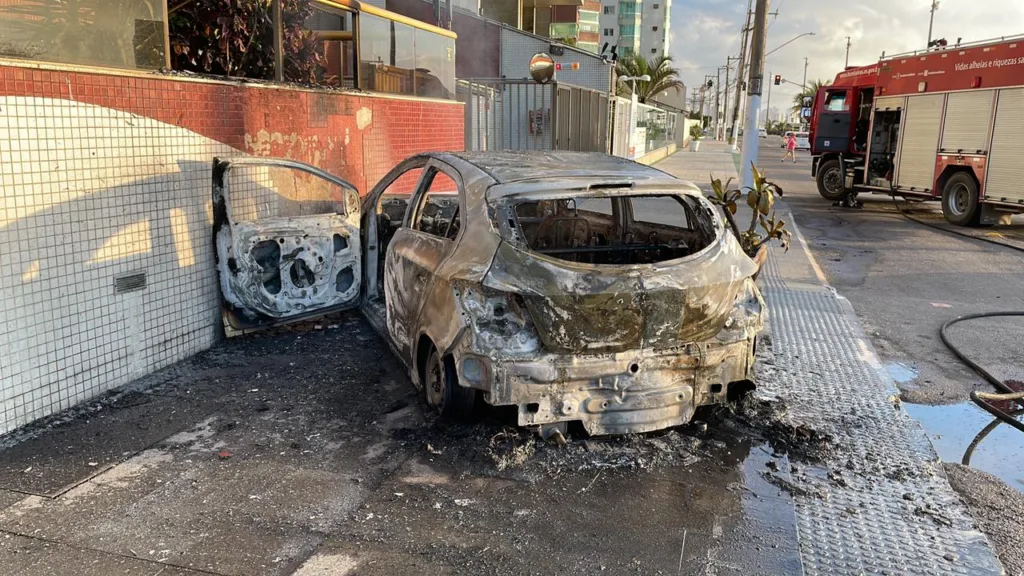 Fogo Carro Itaparica