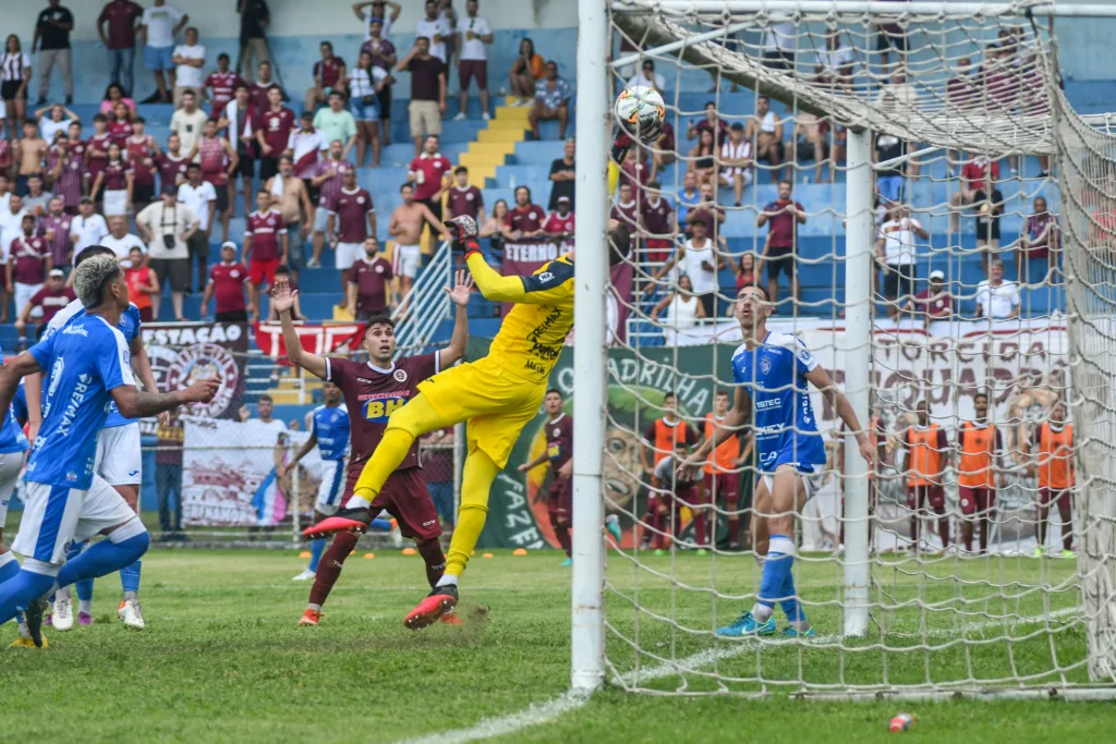 Copa Espírito Santo: Vitória x Desportiva, Salvador Costa