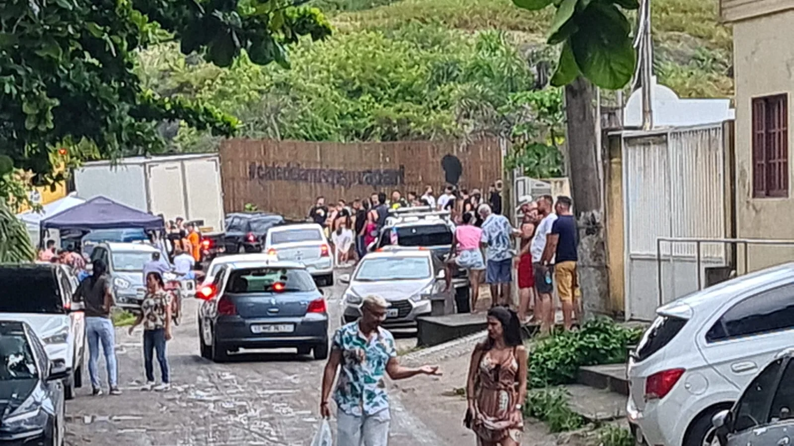 Cafe De La Musique