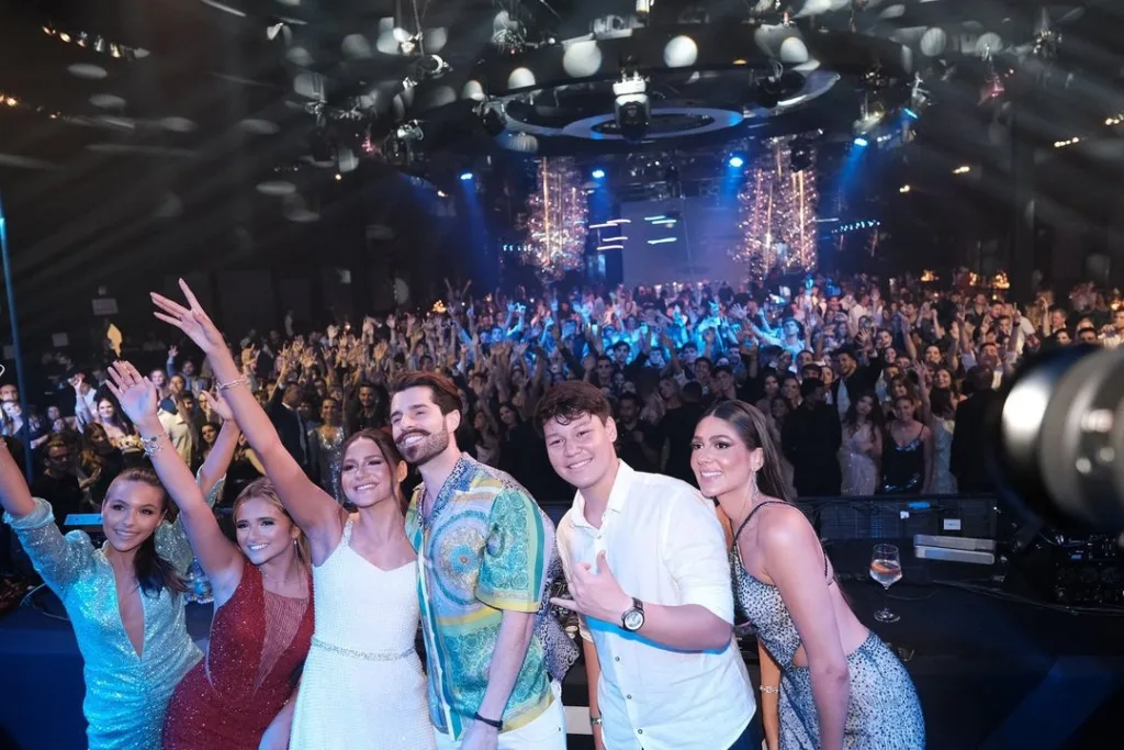 Festão de 15 anos de Isabella Scopel reúne de Alok a Zé Felipe e Virginia em Vitória