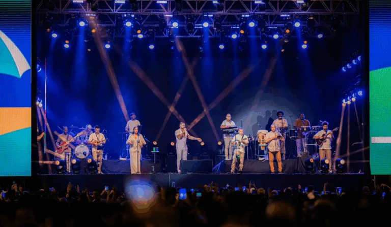 Delírio Tropical em Vila Velha (Foto: Levi Mori)