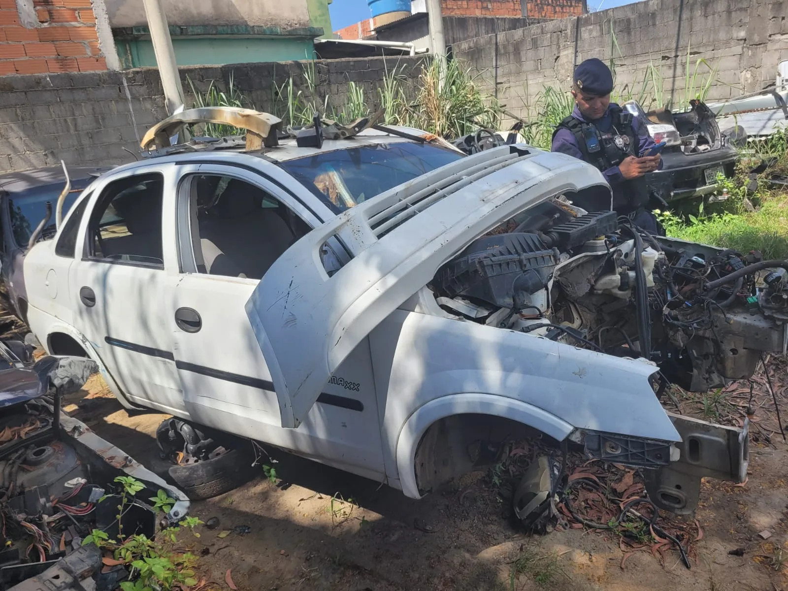 ferro velho irregular
