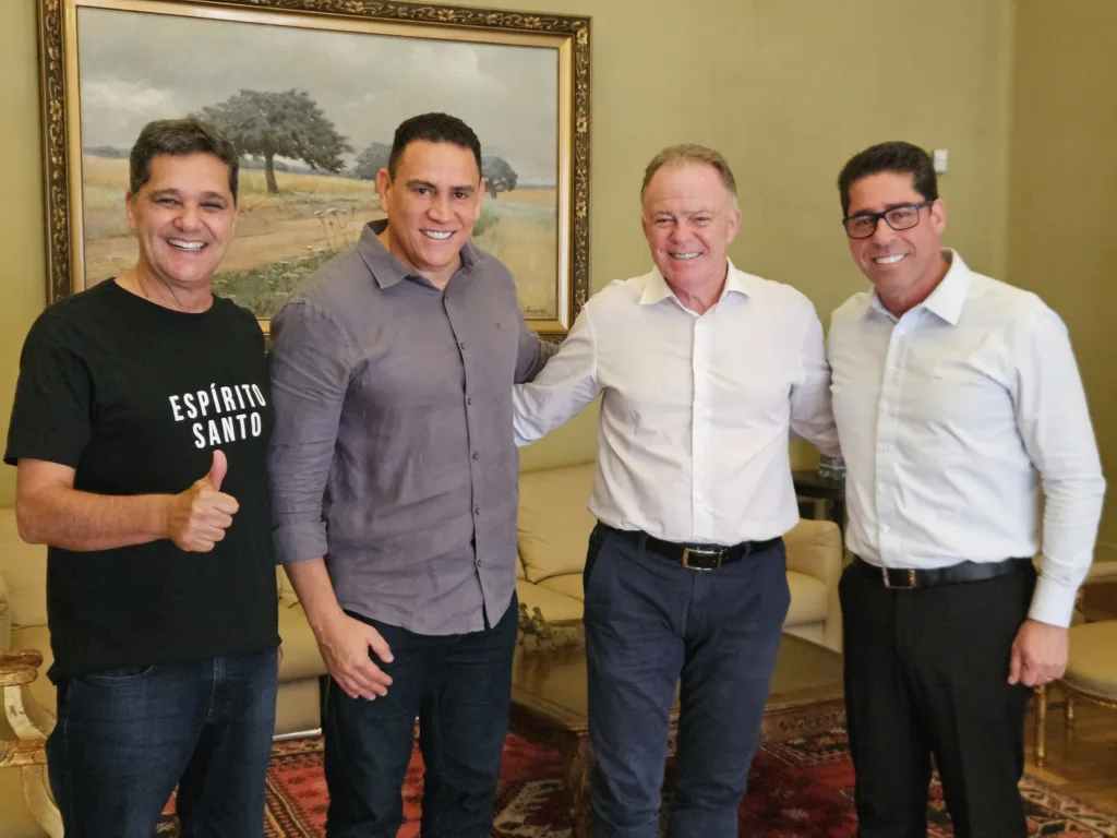 Ricardo, Da Vitória, Casagrande e Marcelo em encontro no Palácio Anchieta (foto: divulgação)