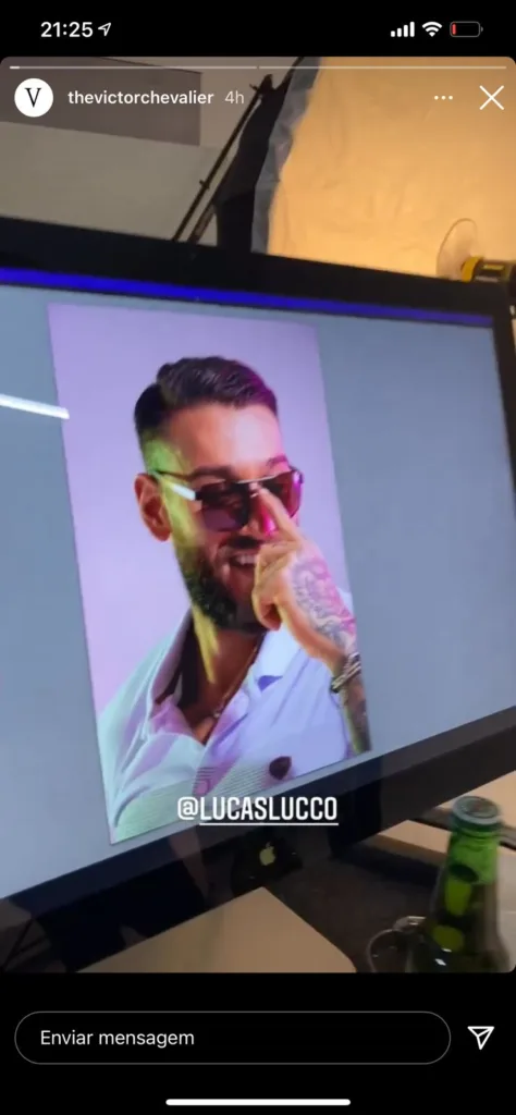 Lucas Lucco surge com roupas de marca do ES e exibe corpão. Veja fotos!